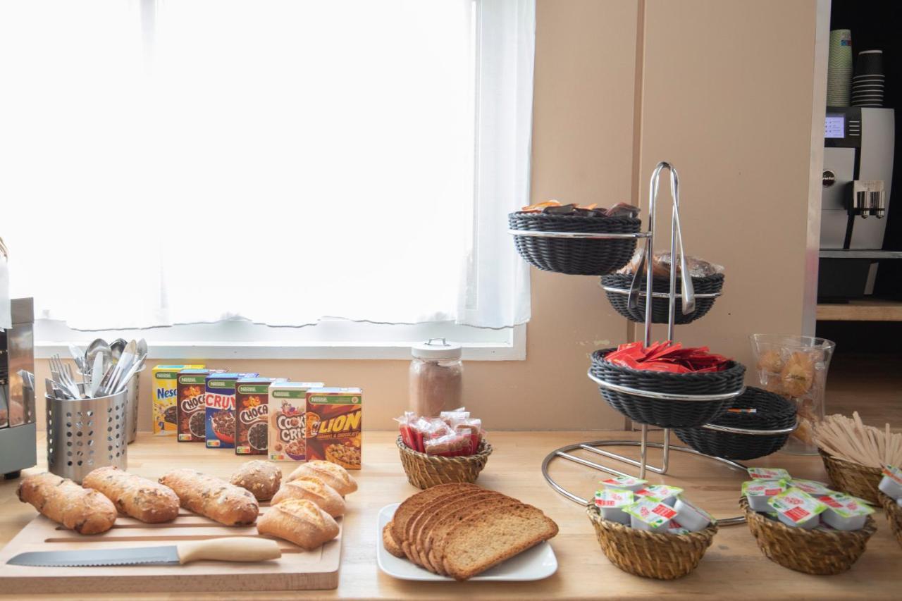 Wink Hotel Juvisy Екстериор снимка